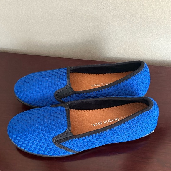New Bernie Mev Catwalk shoes. Blue woven textile comfort flats. Size 40. USA 9. - Picture 1 of 8